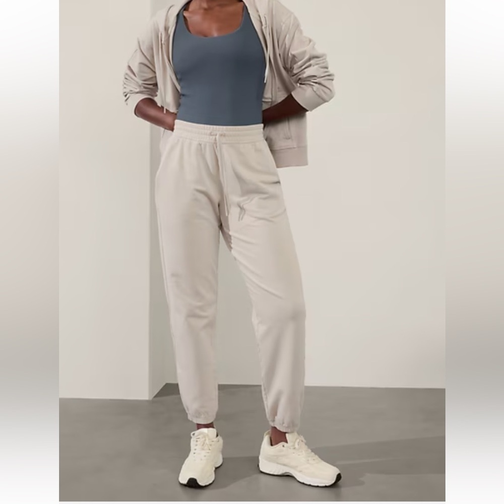 NWT Athleta Retroterry Mid Rise Jogger Abalone Grey Large - Picture 1 of 11